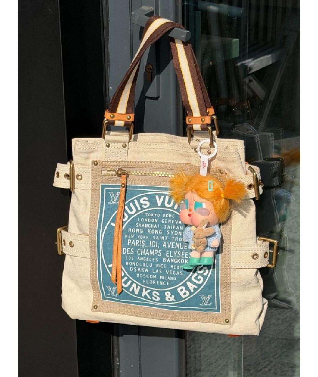LOUIS VUITTON Бежевая тканевая сумка с короткими ручками, фото 9