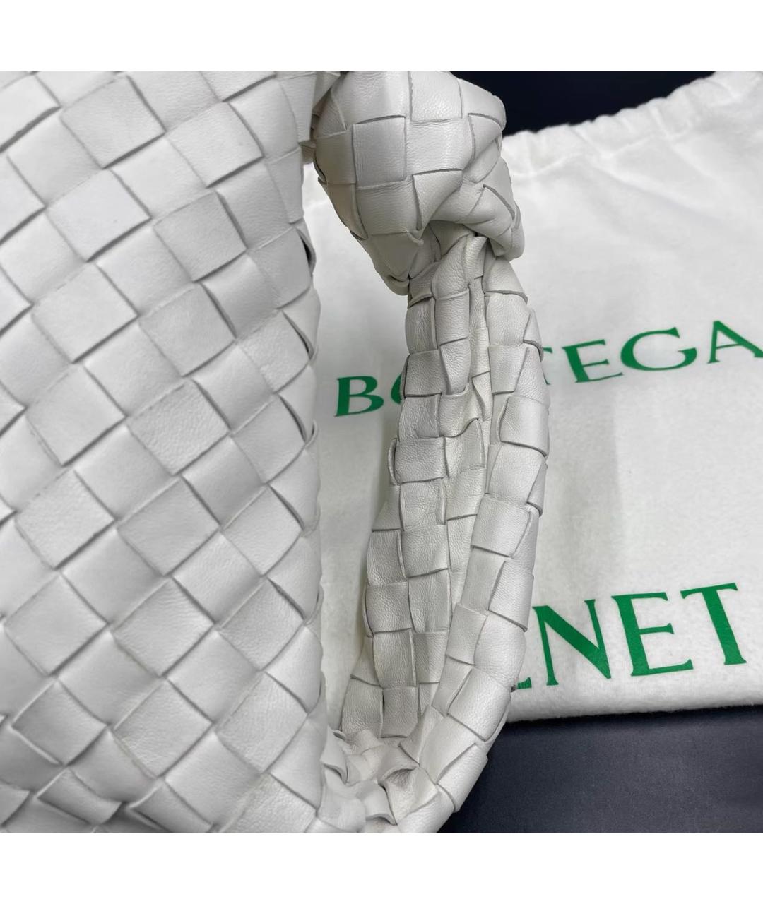 BOTTEGA VENETA Белая кожаная сумка с короткими ручками, фото 6