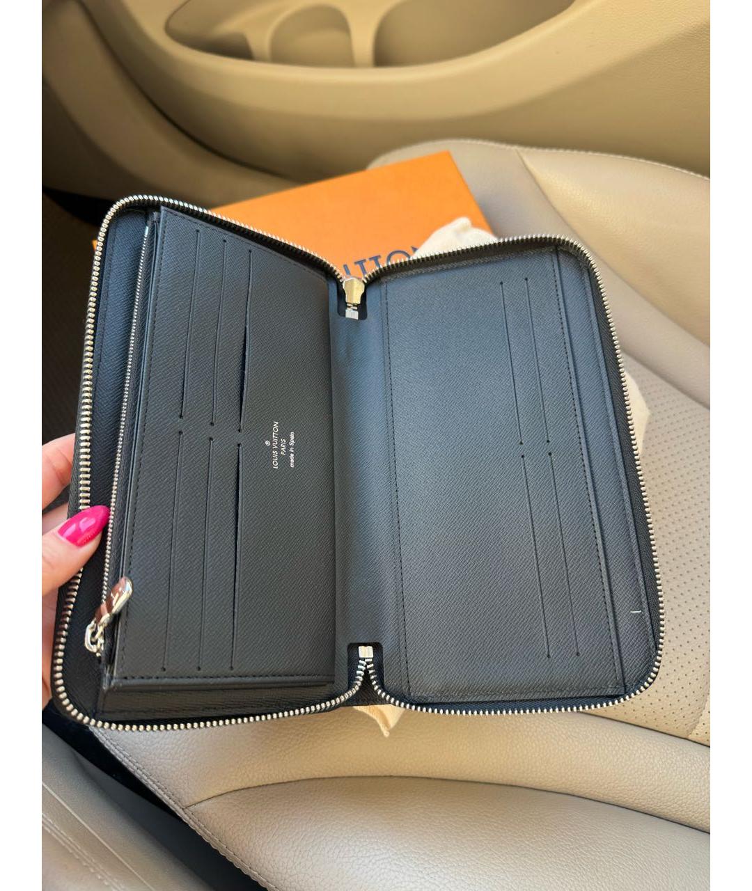 LOUIS VUITTON Черный кожаный кошелек, фото 4