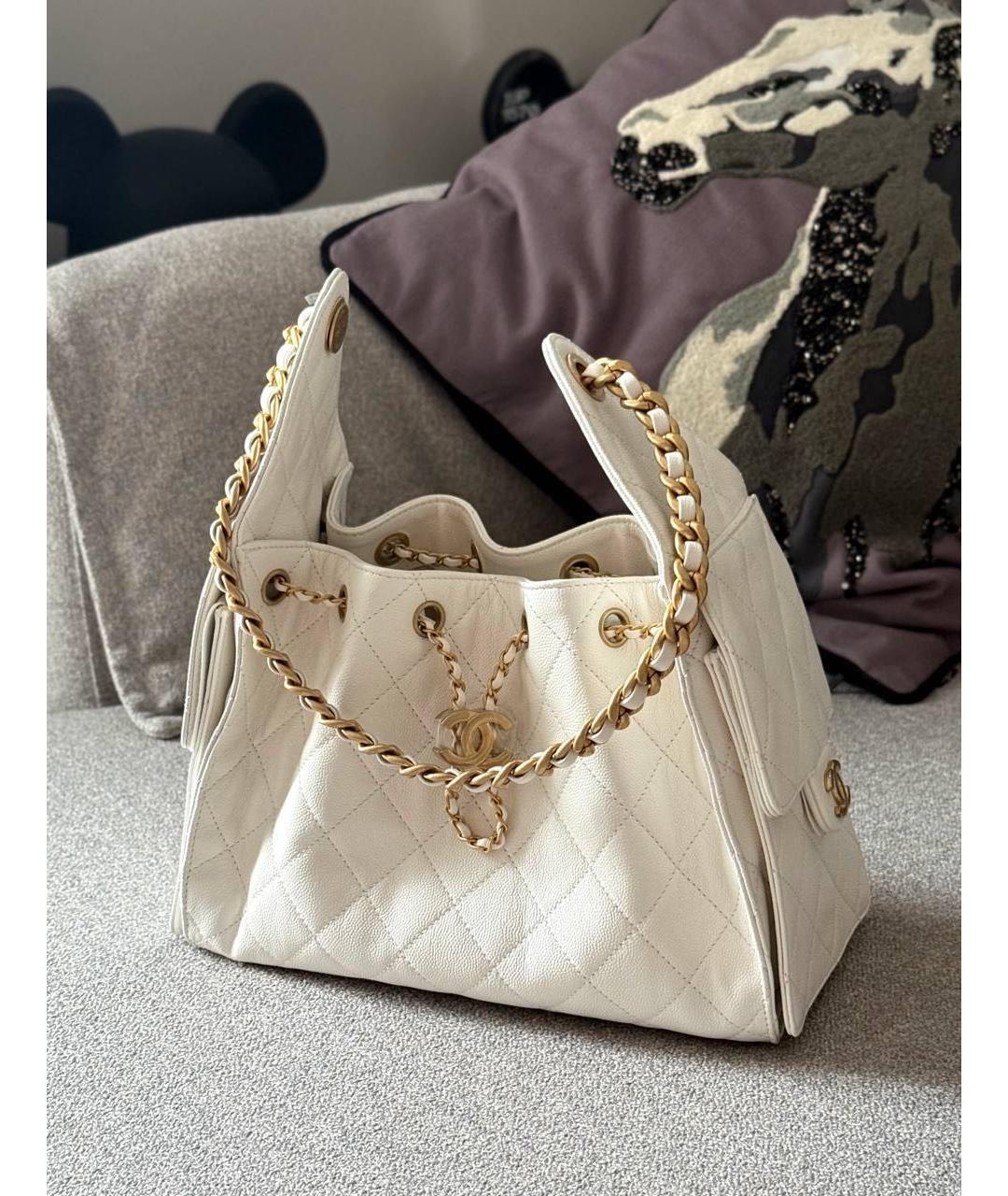 CHANEL Белая кожаная сумка тоут, фото 3