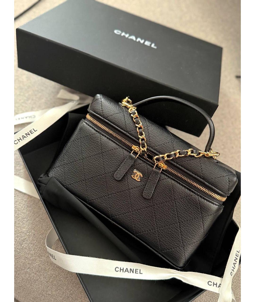 CHANEL Черная кожаная сумка с короткими ручками, фото 3