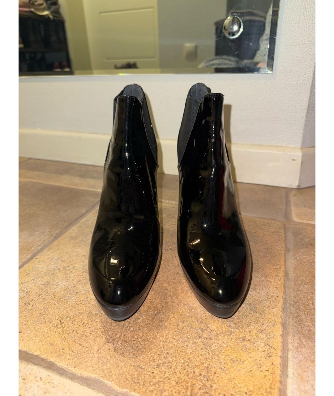 STUART WEITZMAN Черные ботильоны из лакированной кожи, фото 2