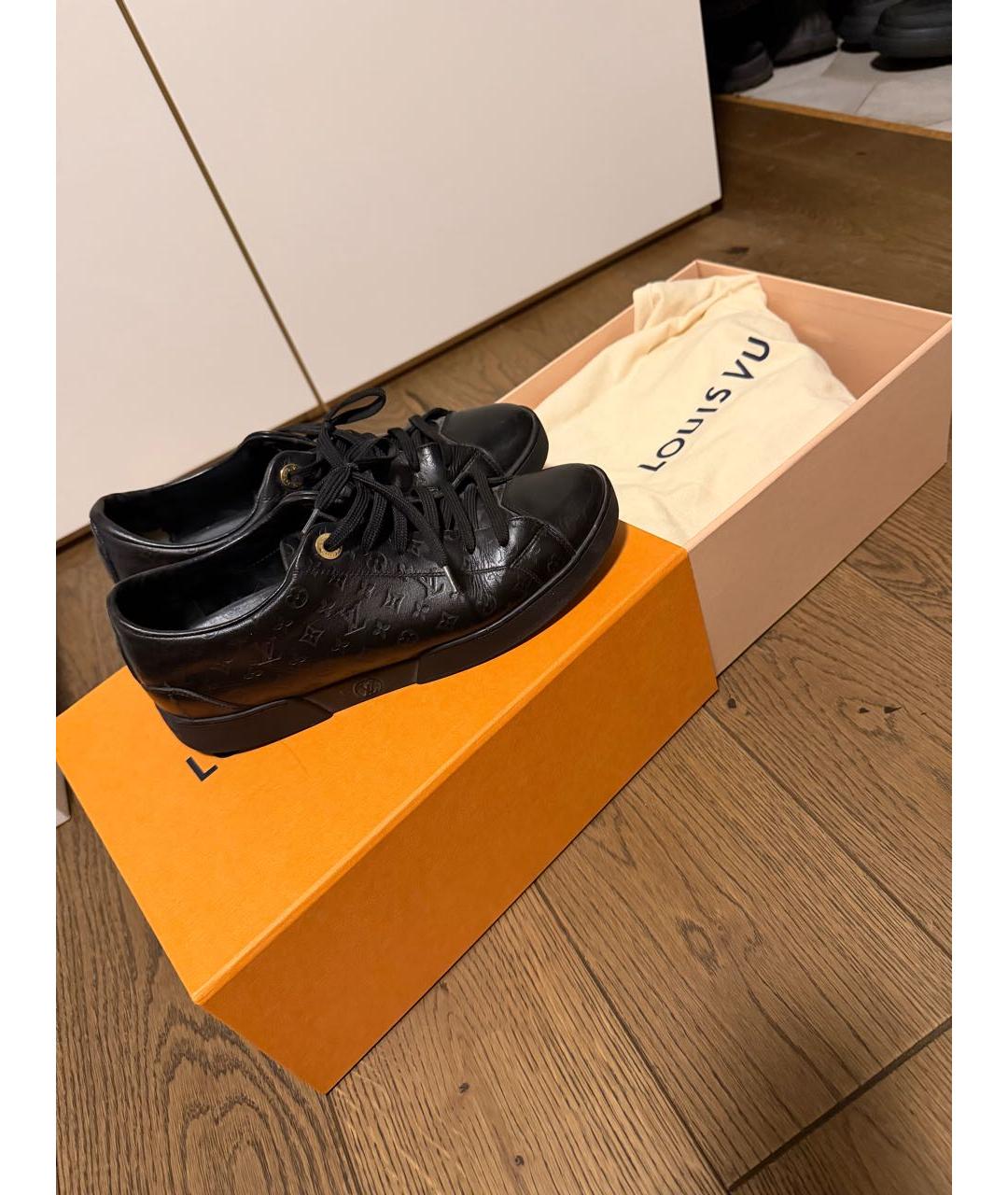 LOUIS VUITTON Черные кожаные кеды, фото 2