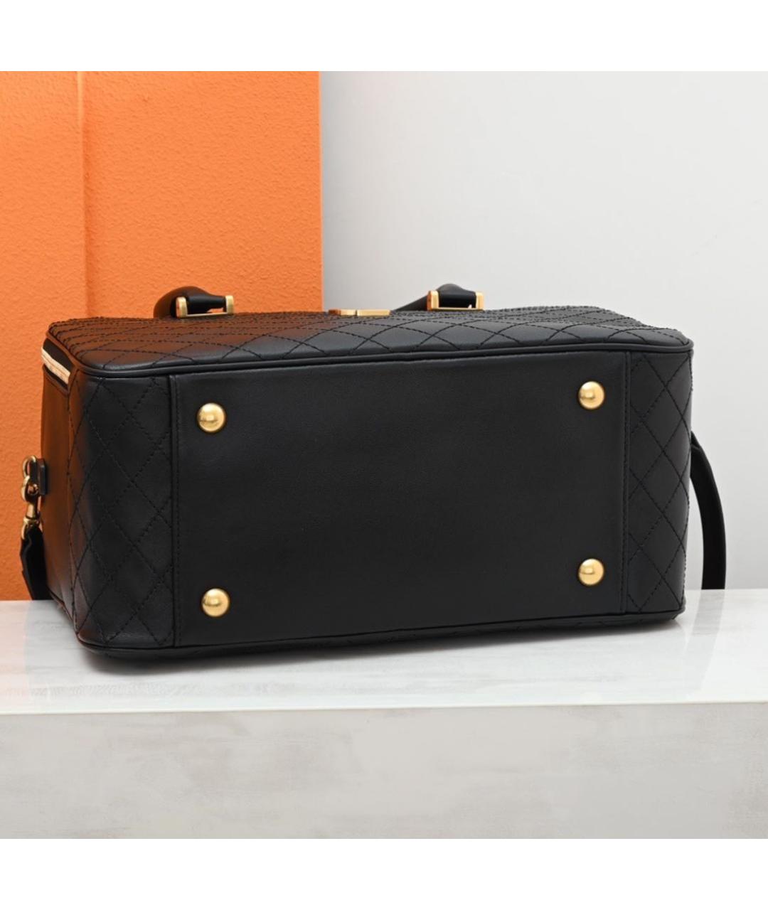 SAINT LAURENT Черная кожаная сумка с короткими ручками, фото 5