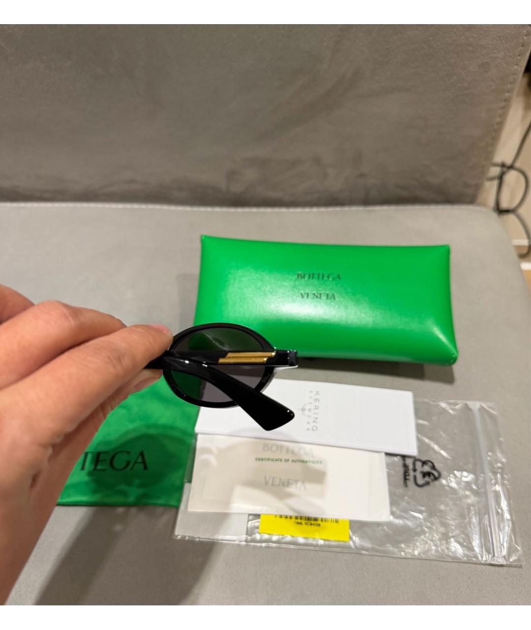 BOTTEGA VENETA Черные пластиковые солнцезащитные очки, фото 6