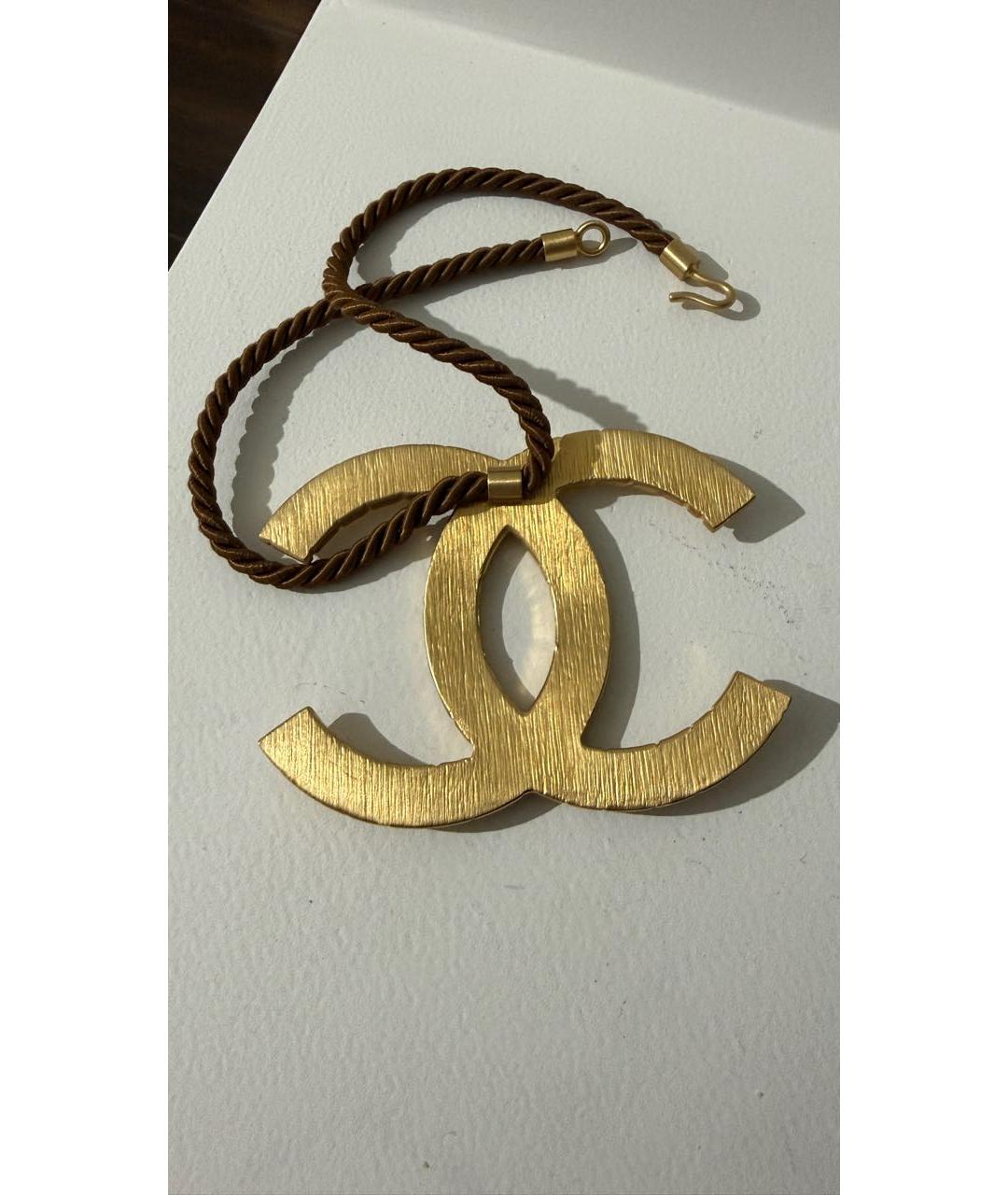 CHANEL Золотая латунная подвеска, фото 3