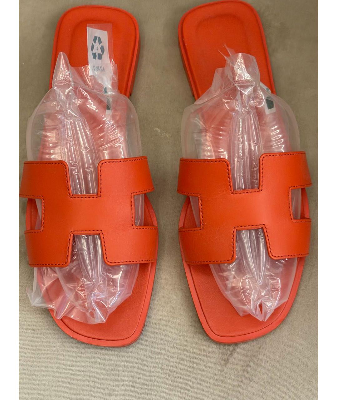 HERMES Оранжевое кожаные шлепанцы, фото 3