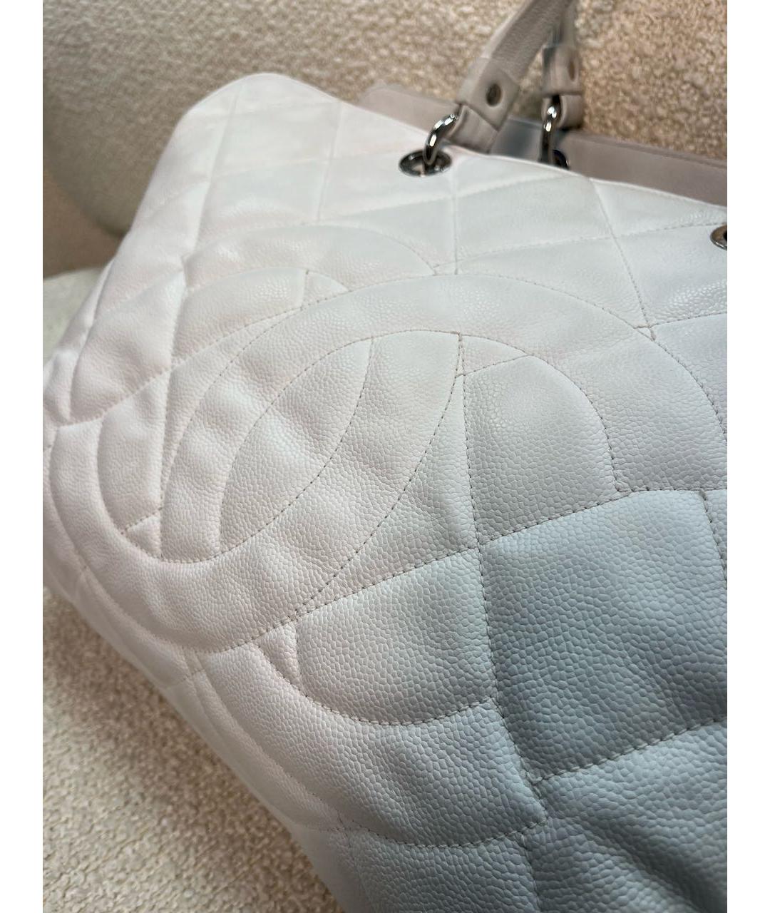 CHANEL Белая кожаная сумка с короткими ручками, фото 8