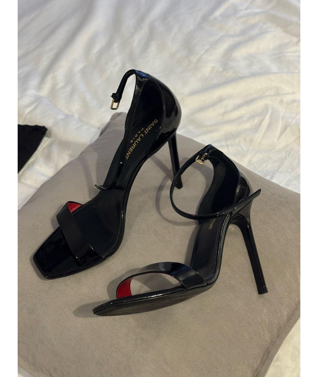 SAINT LAURENT Черные босоножки из лакированной кожи, фото 8