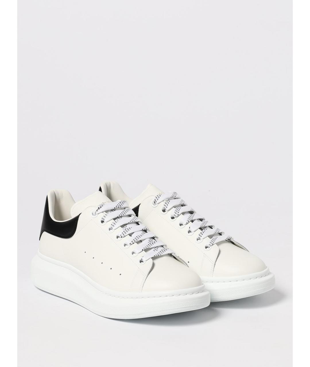 ALEXANDER MCQUEEN Белые кожаные низкие кроссовки / кеды, фото 2