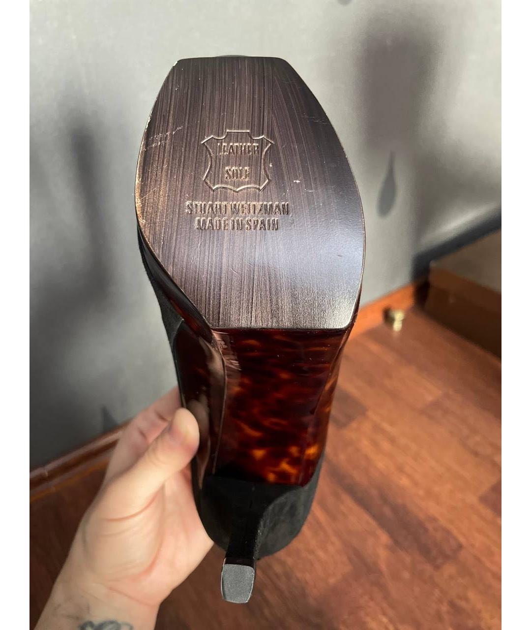 STUART WEITZMAN Черные замшевые туфли, фото 4