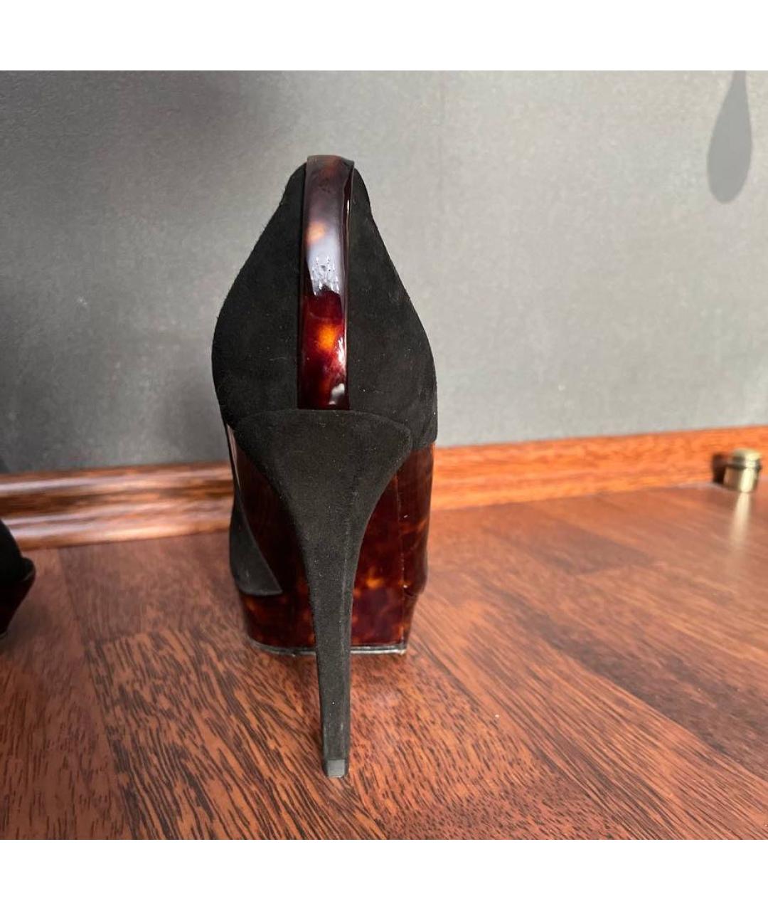 STUART WEITZMAN Черные замшевые туфли, фото 3