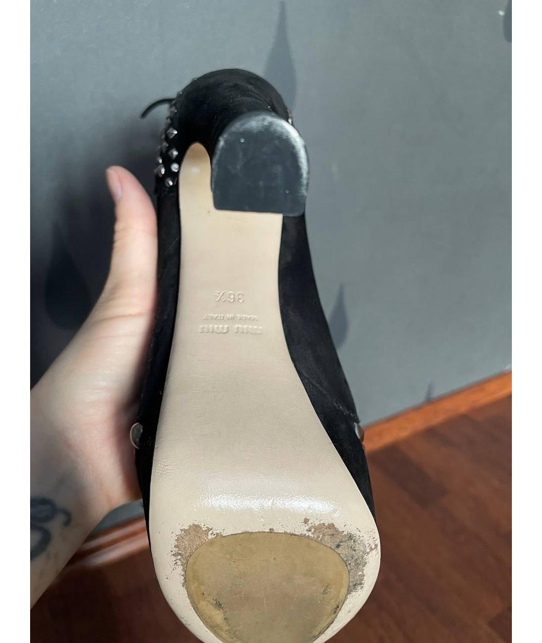 MIU MIU Черные замшевые ботильоны, фото 4