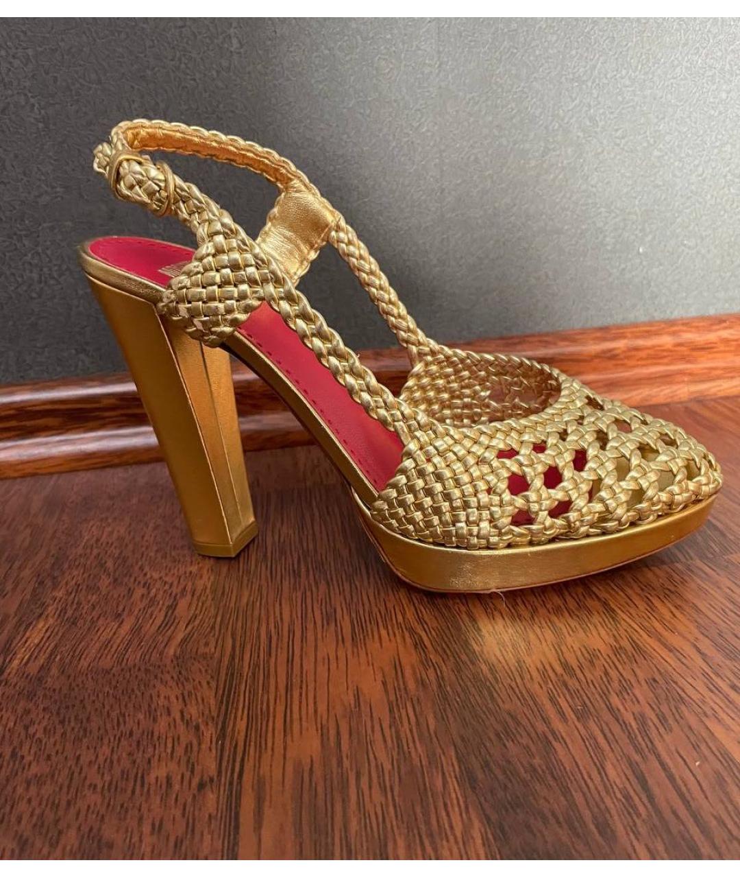 MOSCHINO Золотые кожаные босоножки, фото 5