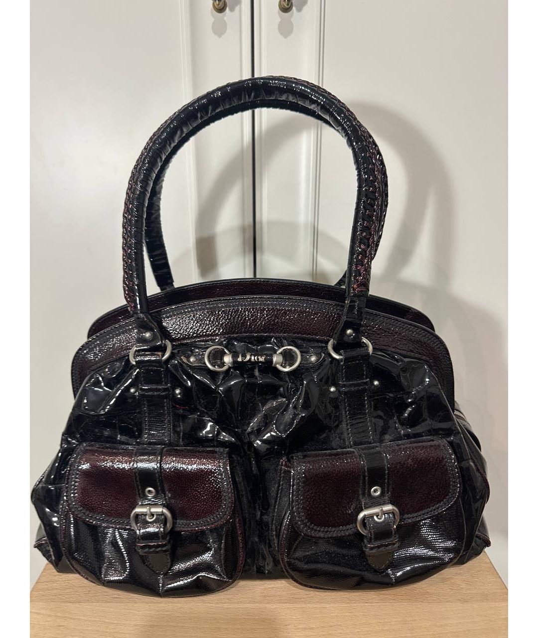 CHRISTIAN DIOR Черная сумка через плечо из лакированной кожи, фото 10