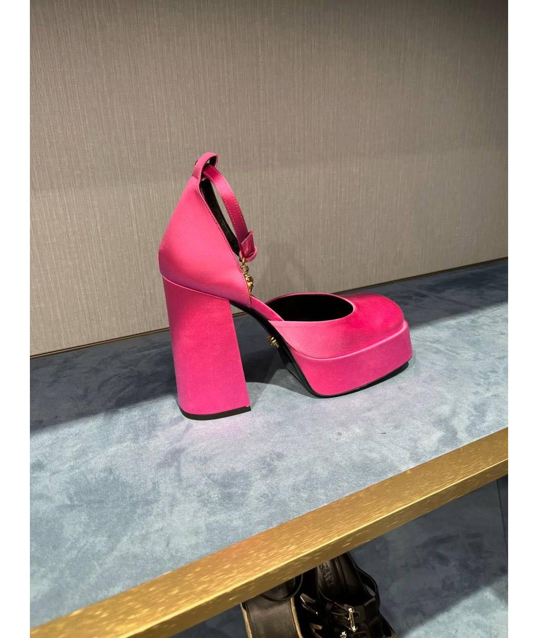 VERSACE Розовые текстильные туфли, фото 5