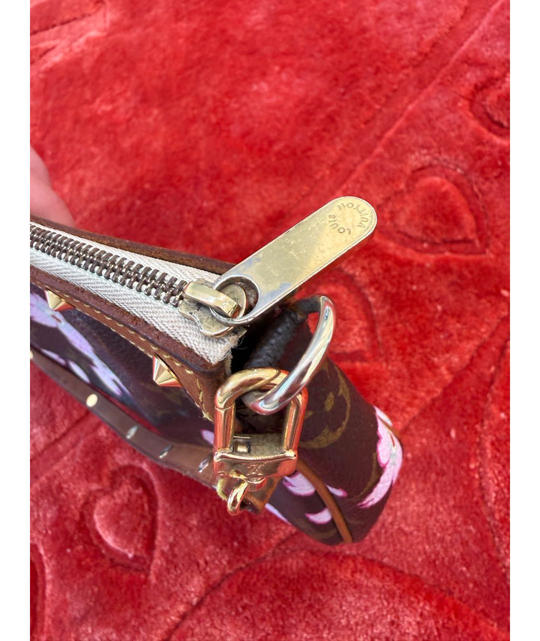 LOUIS VUITTON Коричневая сумка с короткими ручками, фото 3