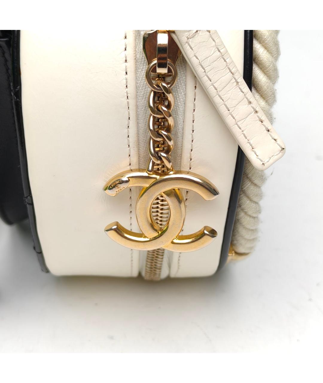 CHANEL Черная кожаная сумка через плечо, фото 8