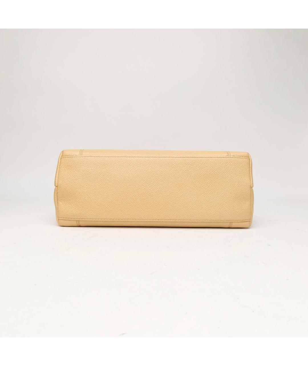 CHANEL Бежевая кожаная сумка через плечо, фото 6