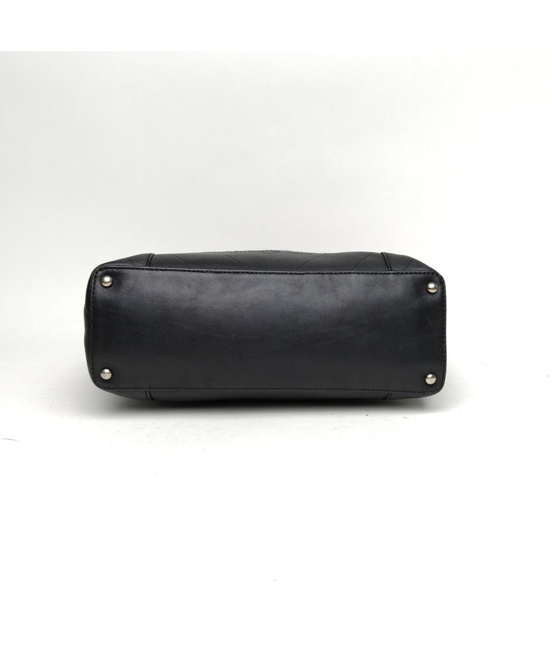 CHANEL Черная кожаная сумка через плечо, фото 6