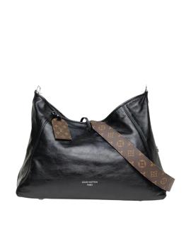 LOUIS VUITTON Сумка через плечо