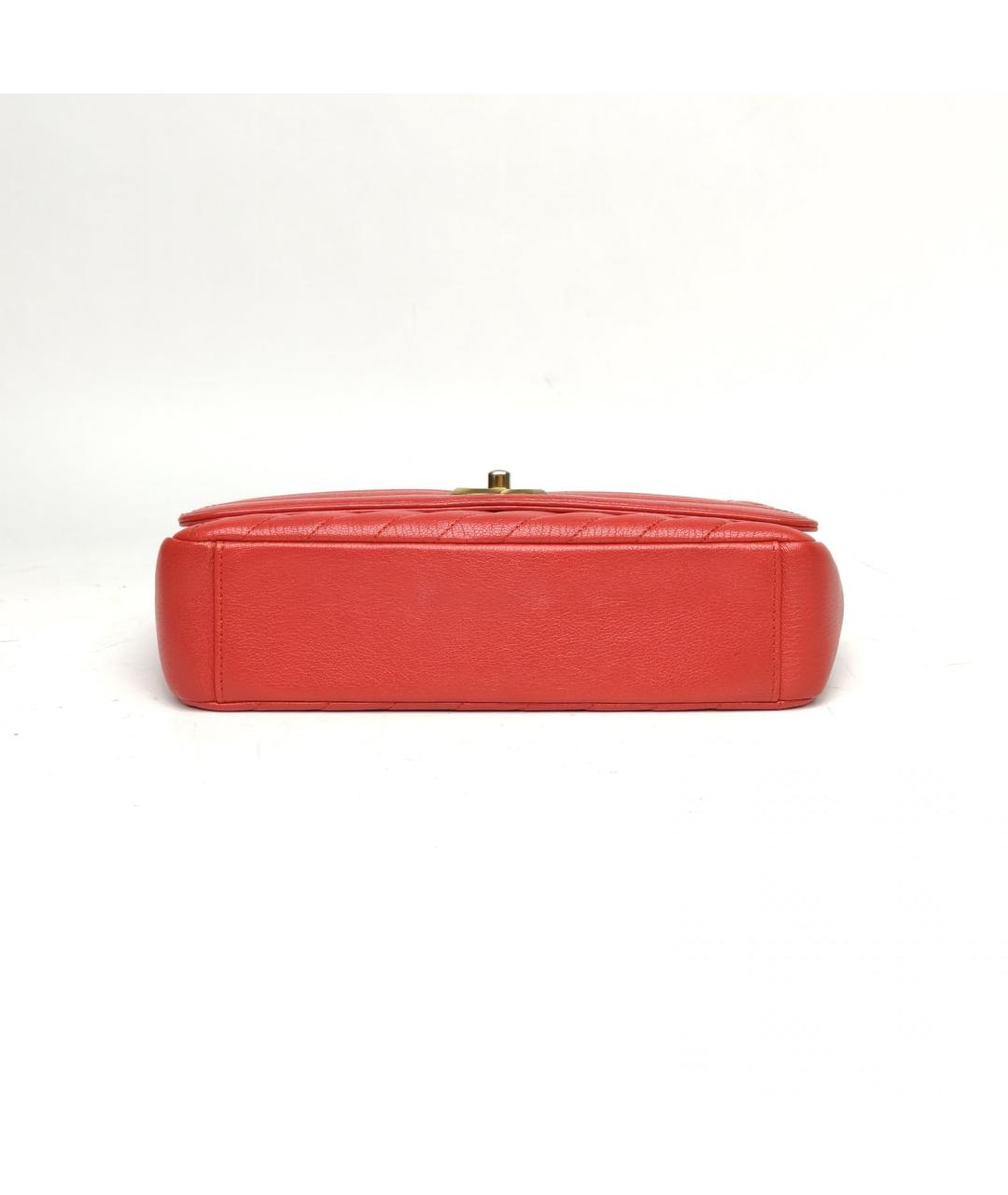 CHANEL Красная кожаная сумка через плечо, фото 6