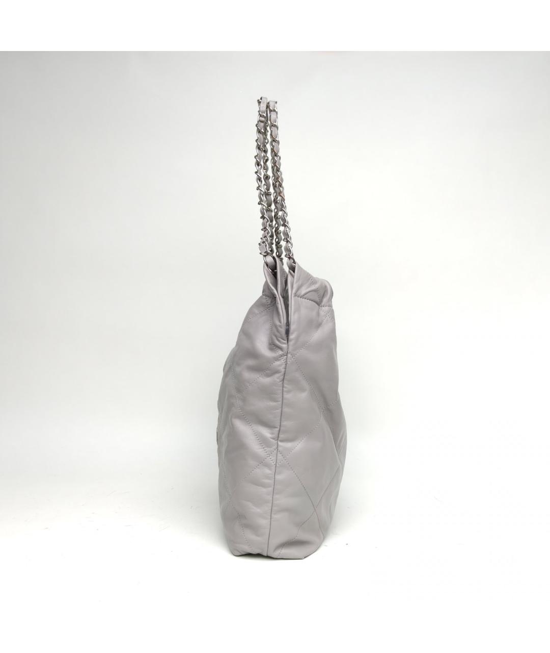 CHANEL Серая кожаная сумка тоут, фото 3