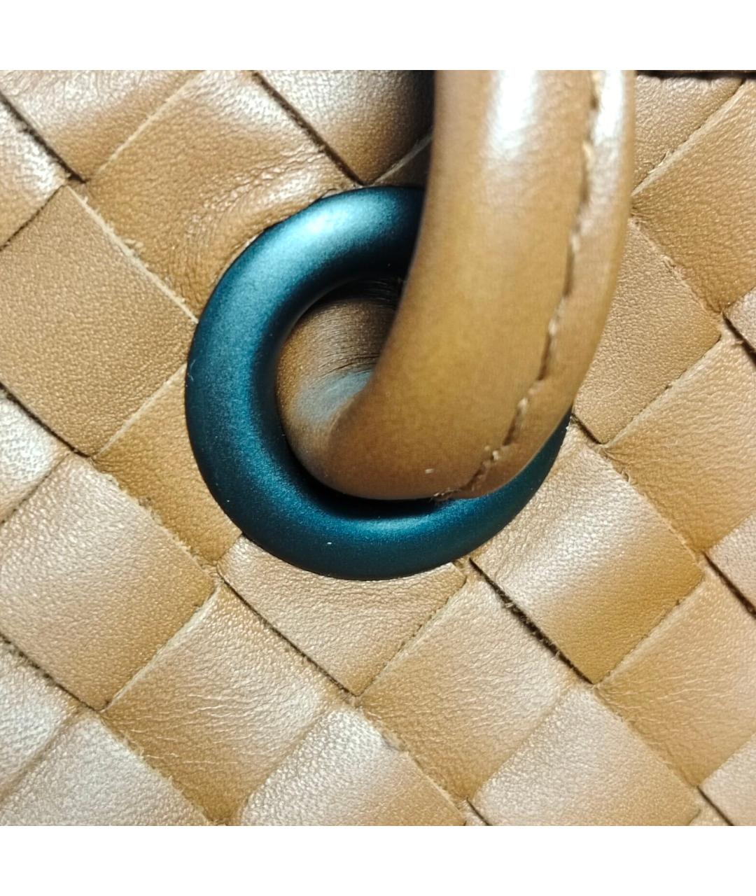 BOTTEGA VENETA Коричневая кожаная сумка с короткими ручками, фото 9