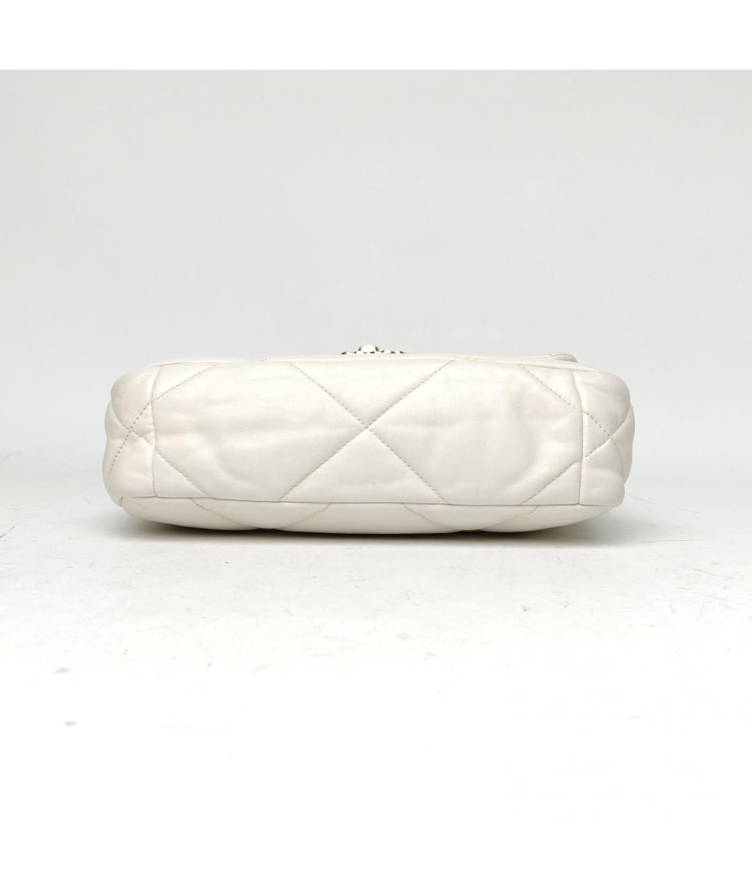 CHANEL Белая кожаная сумка через плечо, фото 6