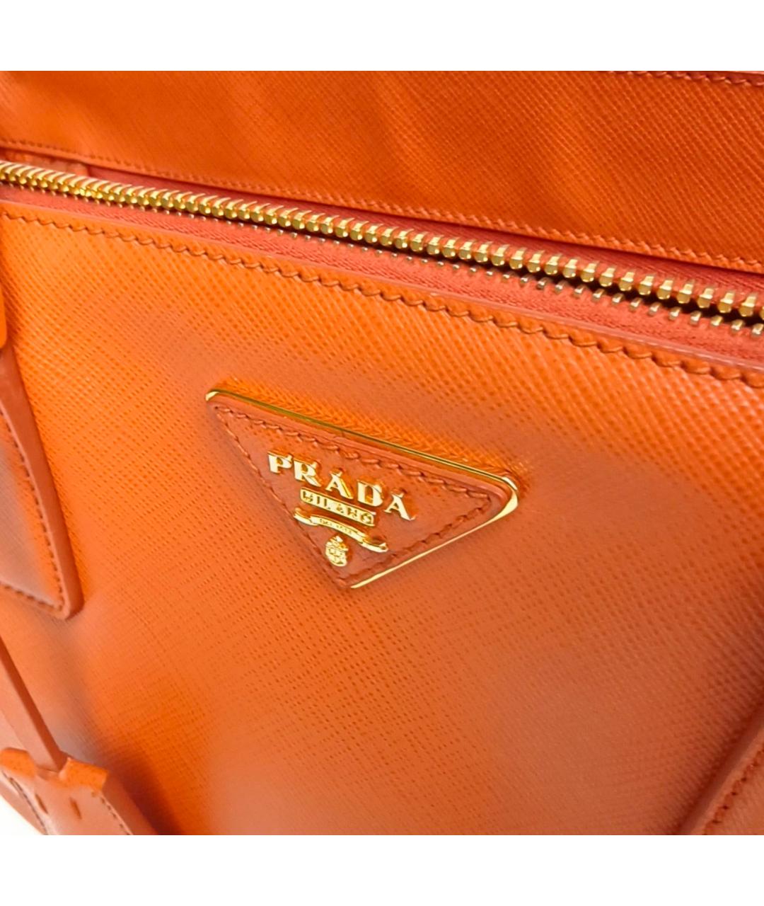 PRADA Оранжевая кожаная сумка с короткими ручками, фото 7