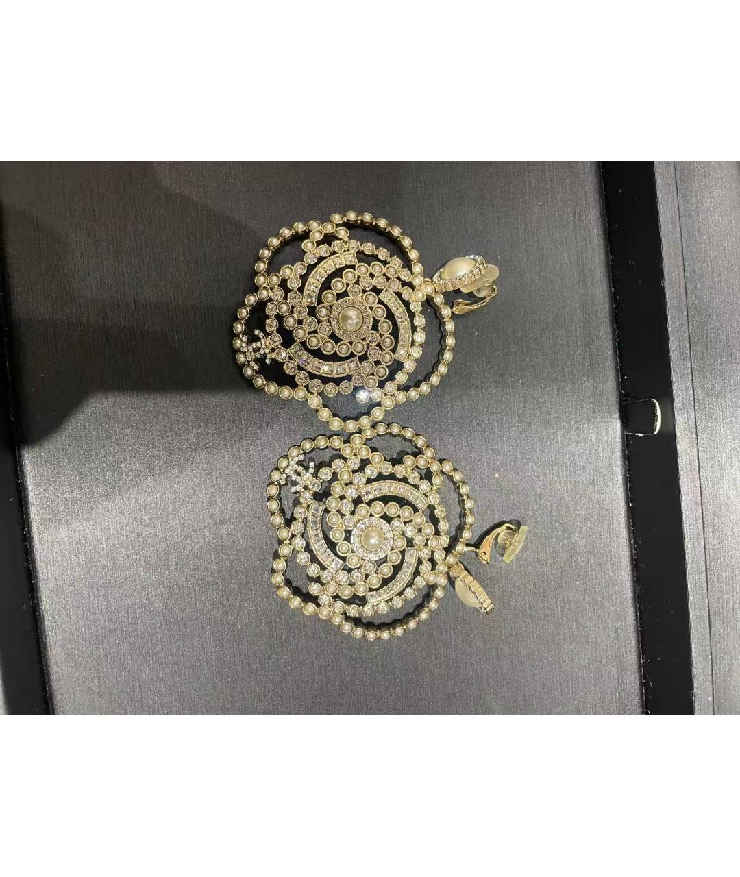 CHANEL Золотые металлические клипсы, фото 6