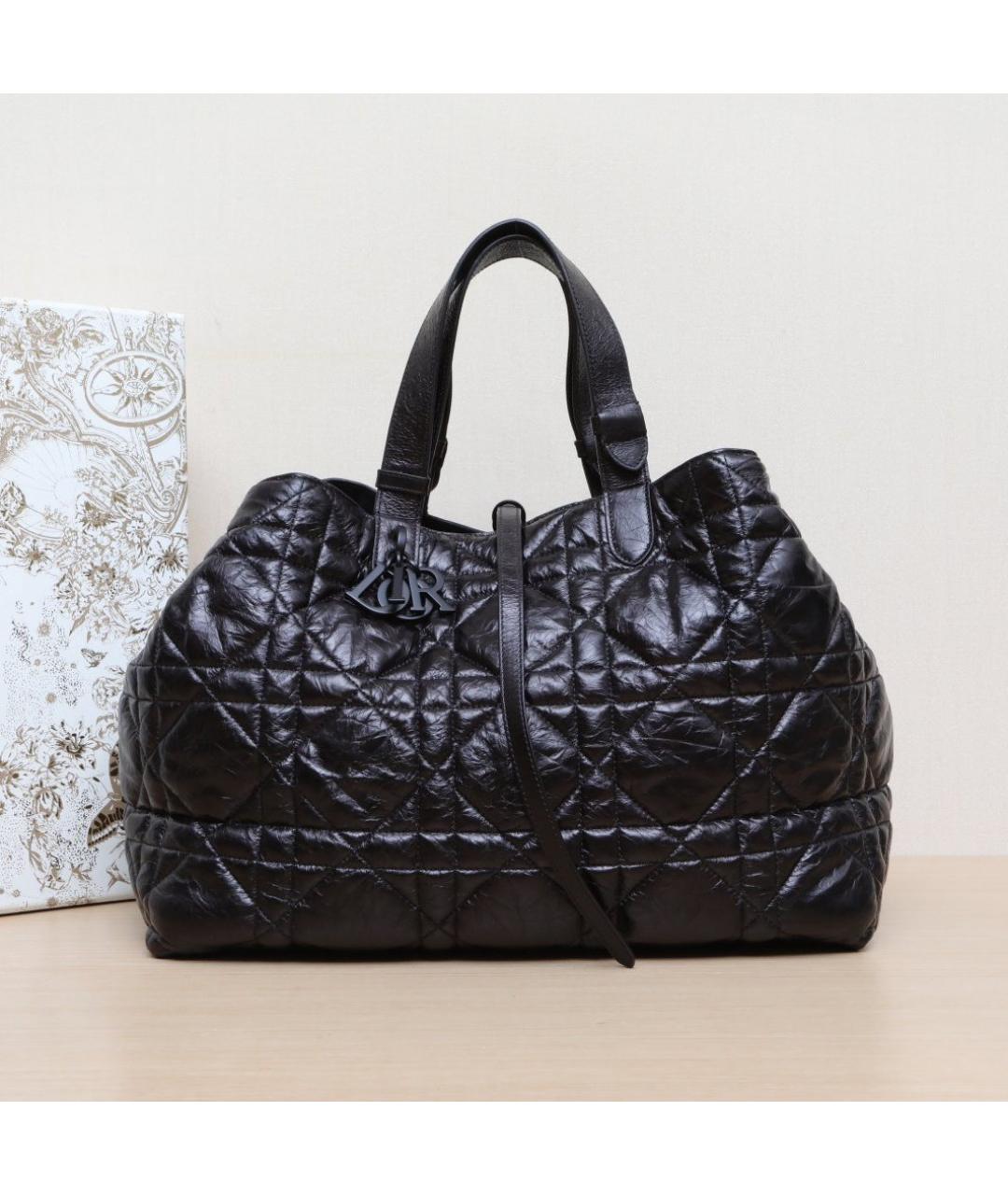 CHRISTIAN DIOR Черная кожаная сумка с короткими ручками, фото 2