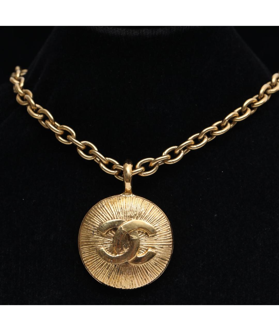 CHANEL Золотая металлическая подвеска, фото 2