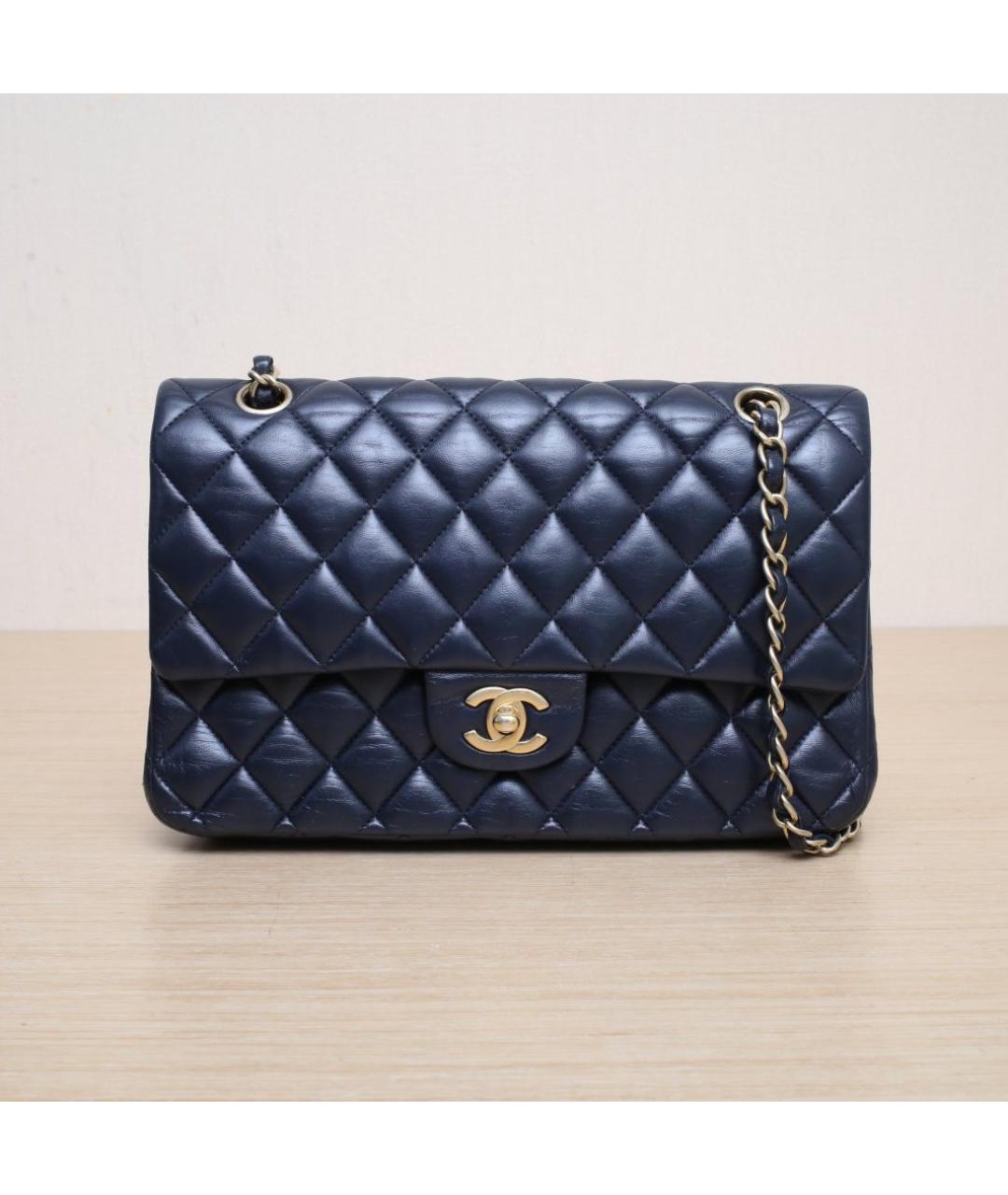 CHANEL Темно-синяя кожаная сумка через плечо, фото 3