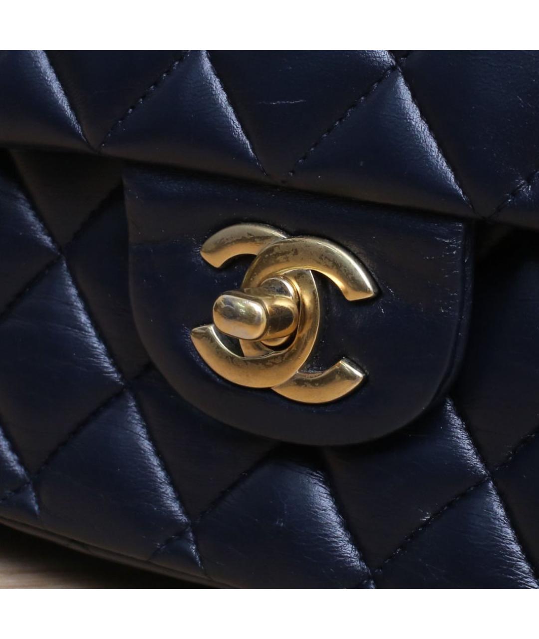 CHANEL Темно-синяя кожаная сумка через плечо, фото 8