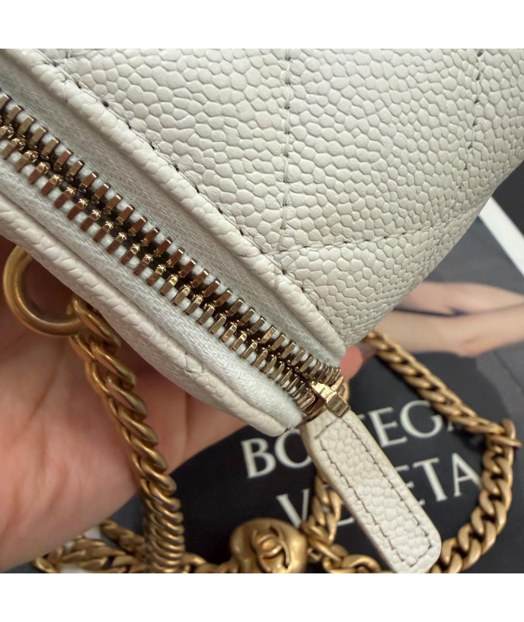 CHANEL Белая кожаная сумка через плечо, фото 9