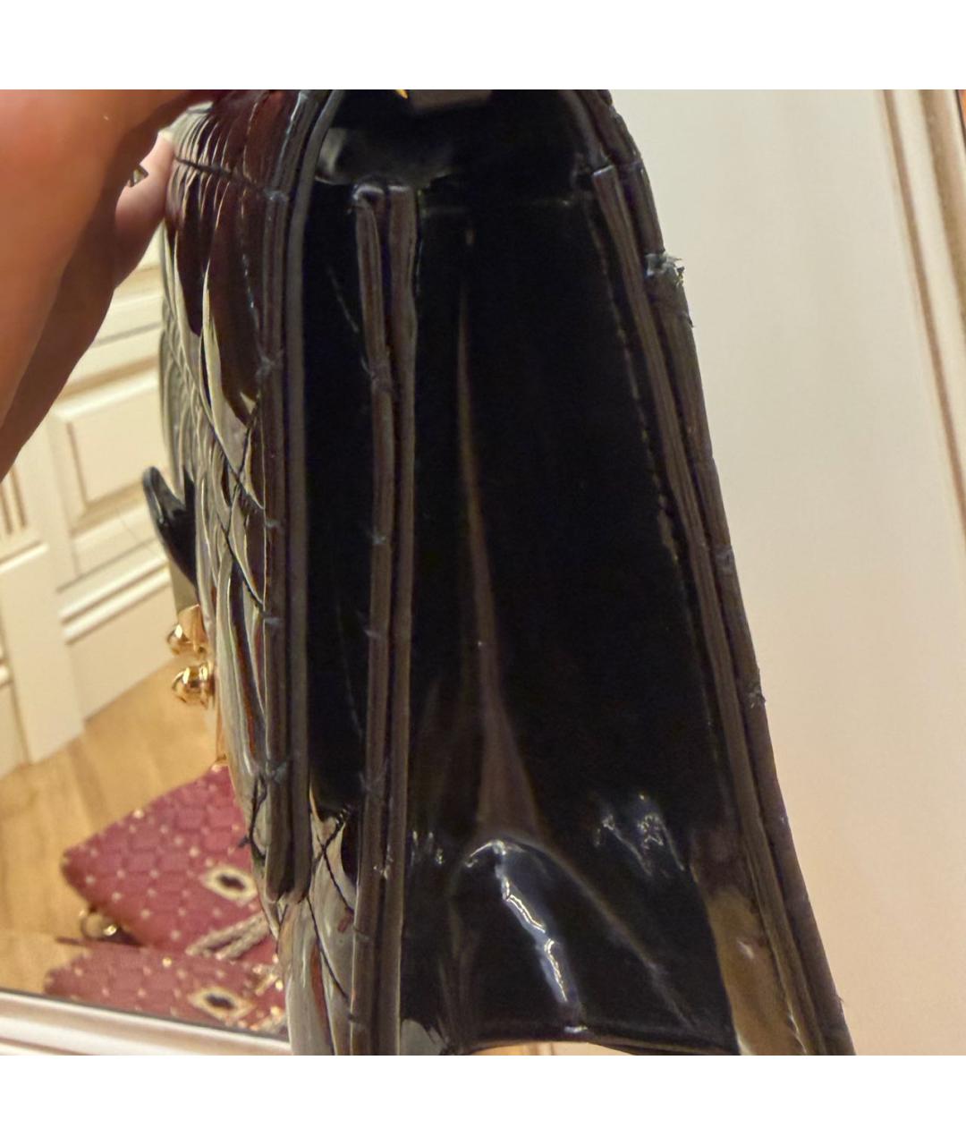 CHRISTIAN DIOR Черная сумка через плечо из лакированной кожи, фото 2