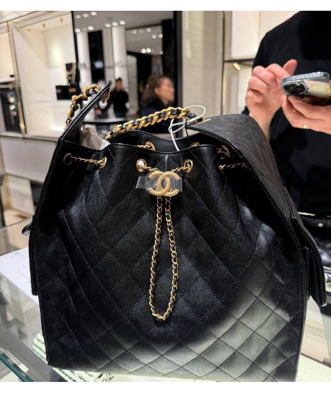 CHANEL Черная кожаная сумка тоут, фото 2