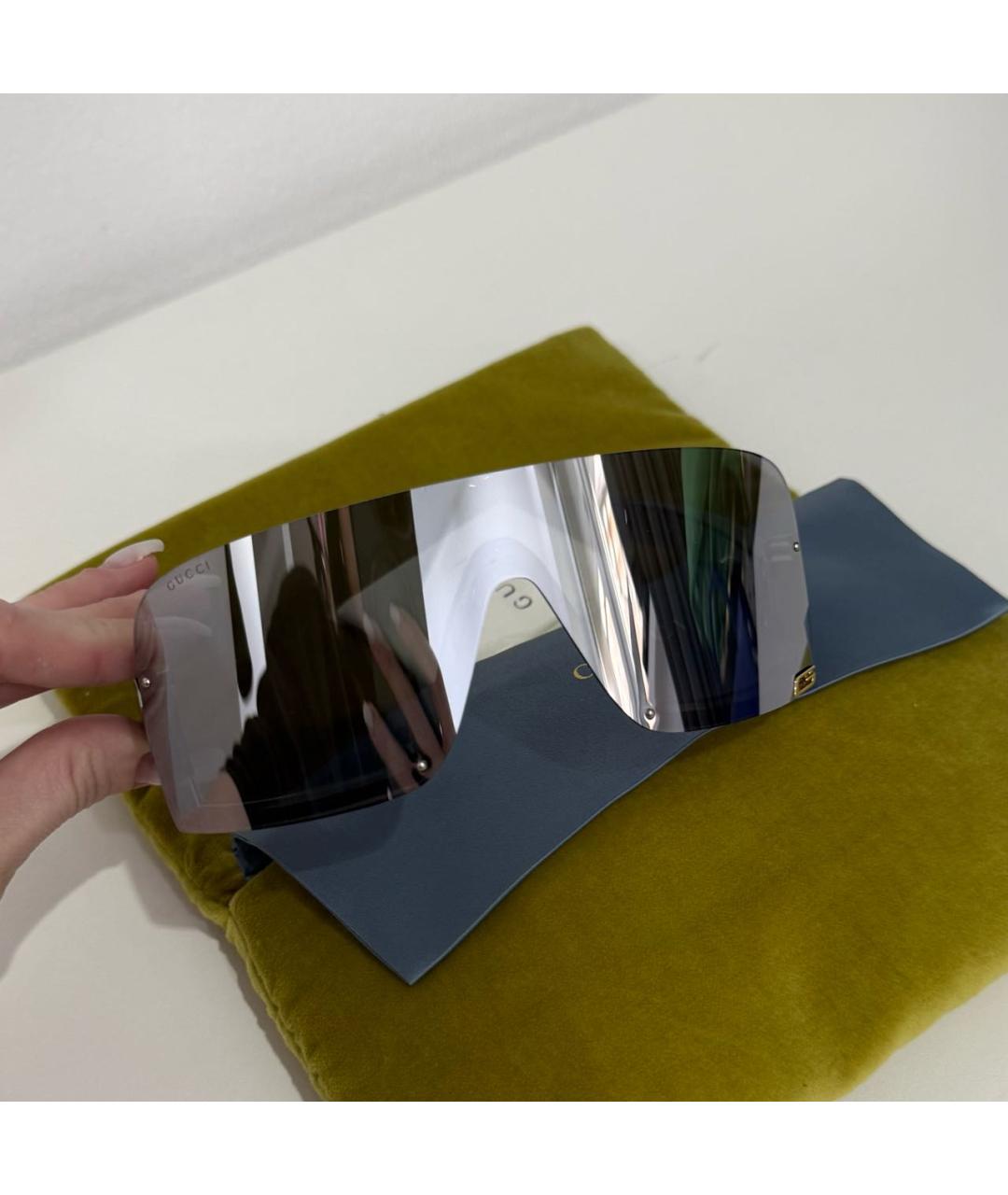 GUCCI Серебряные пластиковые солнцезащитные очки, фото 3