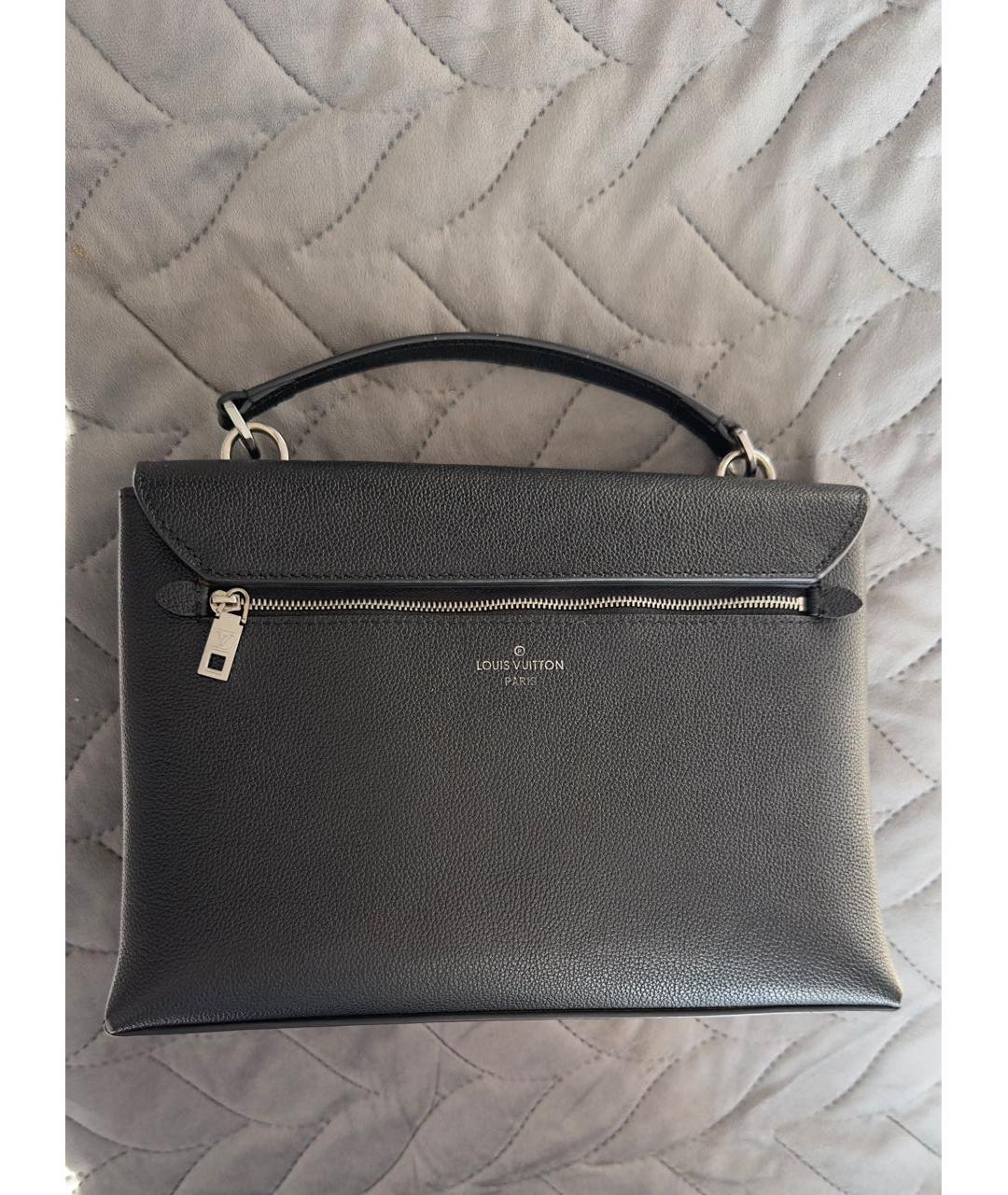 LOUIS VUITTON Черная кожаная сумка с короткими ручками, фото 3