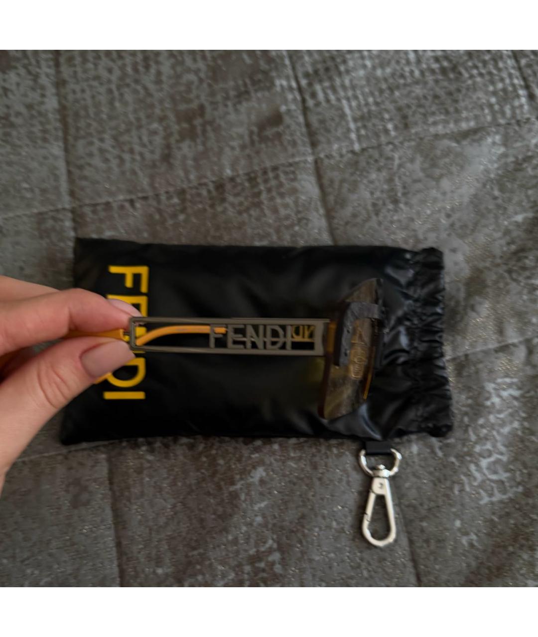 FENDI Желтые металлические солнцезащитные очки, фото 3