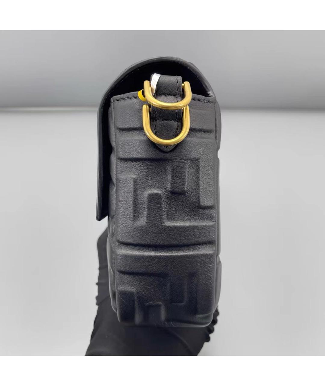 FENDI Черная кожаная сумка через плечо, фото 2