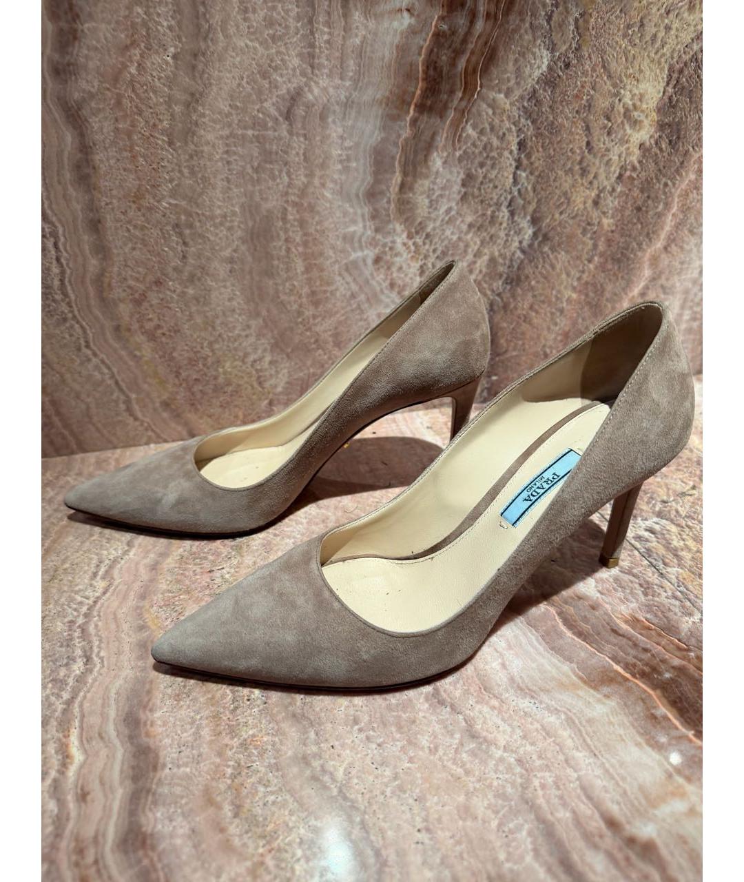 PRADA Бежевые замшевые туфли, фото 3