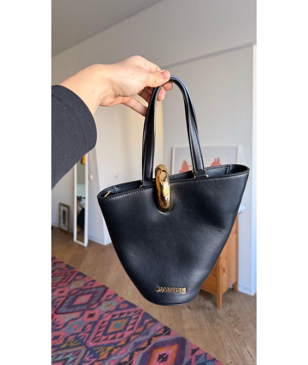 JACQUEMUS Черная кожаная сумка с короткими ручками, фото 7