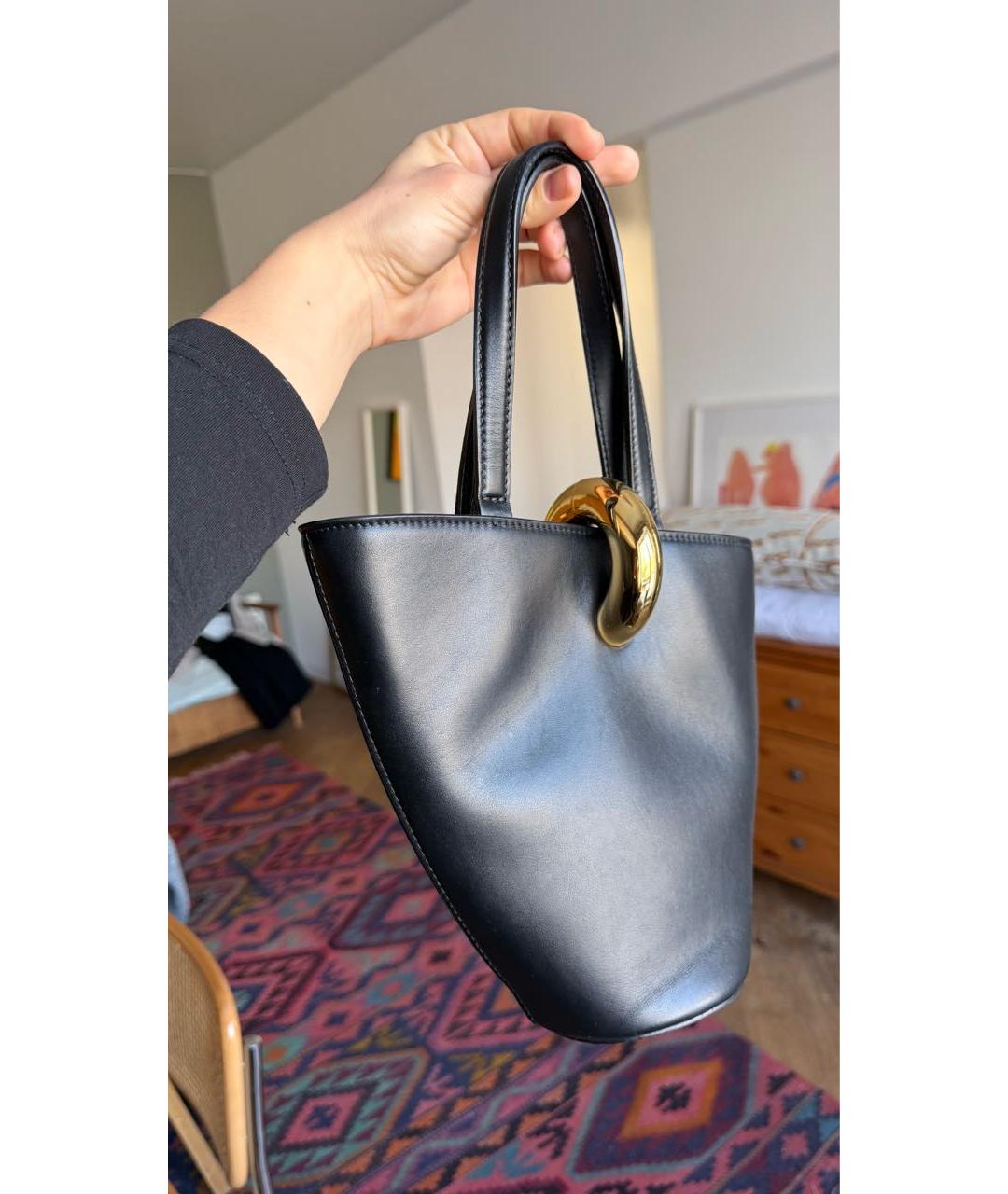 JACQUEMUS Черная кожаная сумка с короткими ручками, фото 3