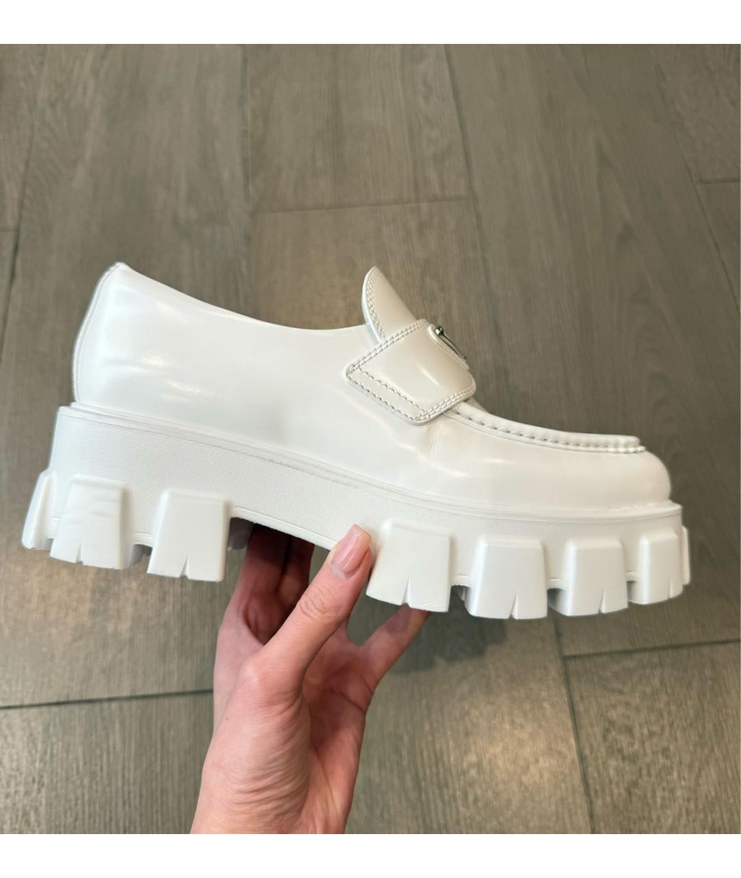 PRADA Белые кожаные лоферы, фото 6