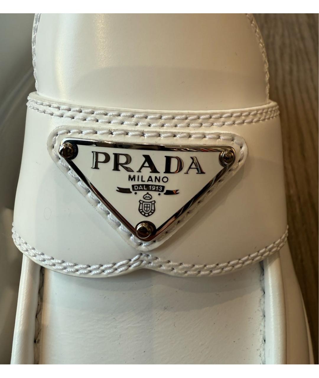 PRADA Белые кожаные лоферы, фото 3