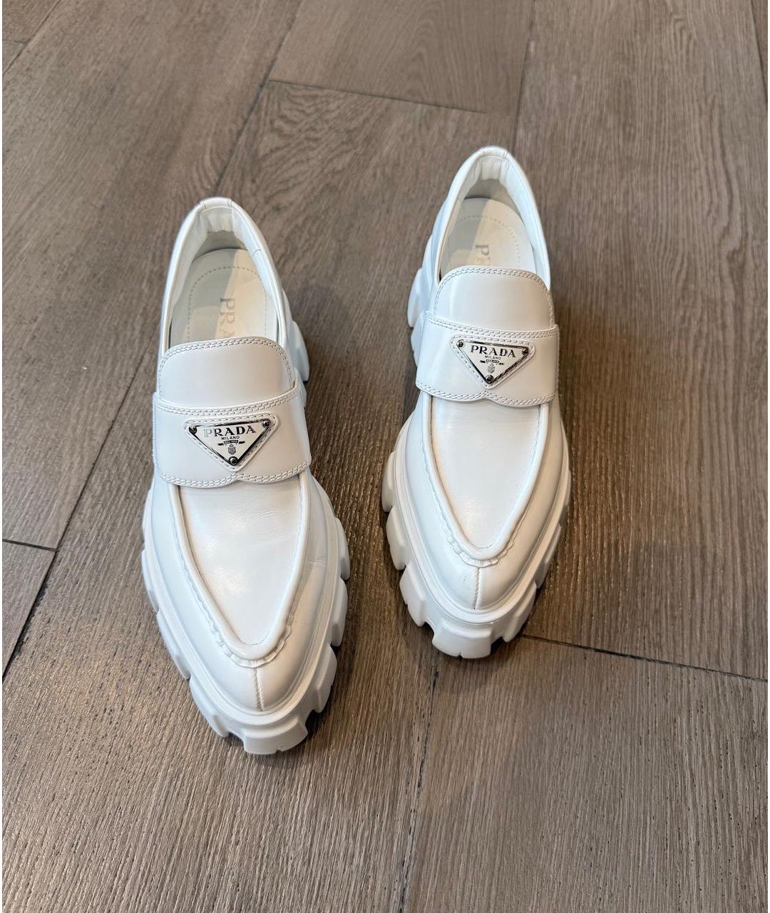 PRADA Белые кожаные лоферы, фото 2