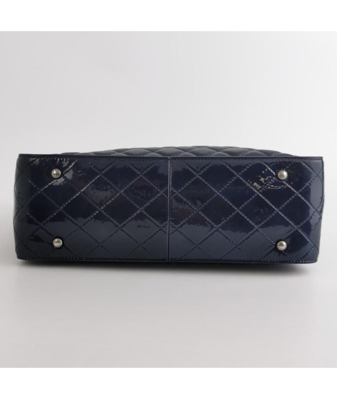 CHANEL Темно-синяя кожаная сумка тоут, фото 5