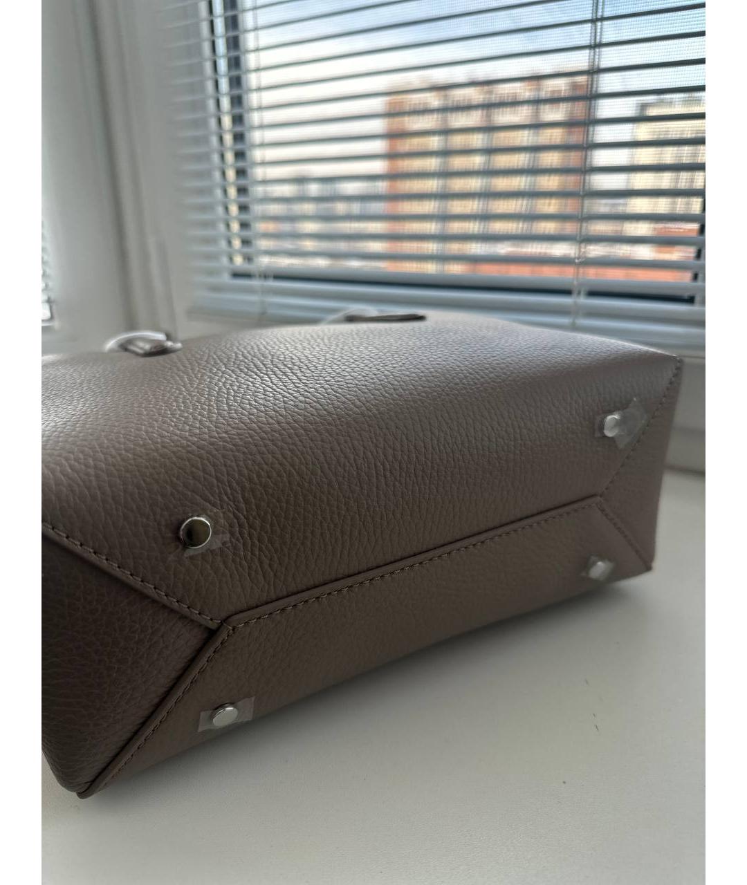 COCCINELLE Бежевая кожаная сумка с короткими ручками, фото 6